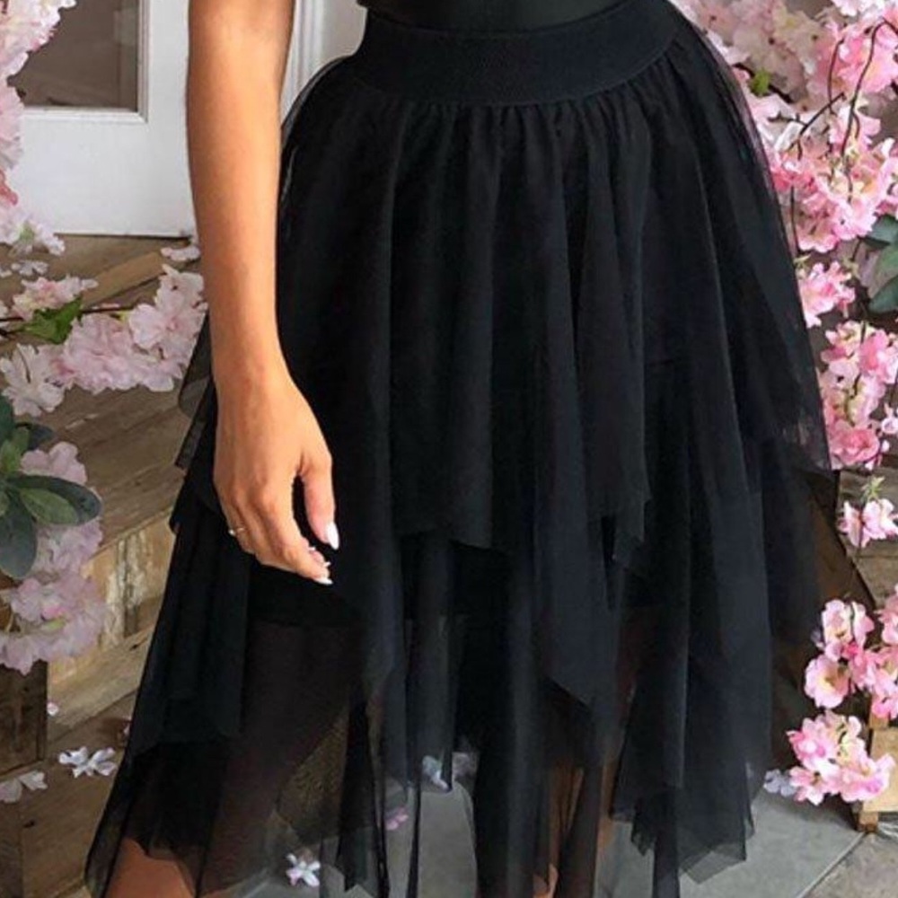 Black Midi Tulle Skirt